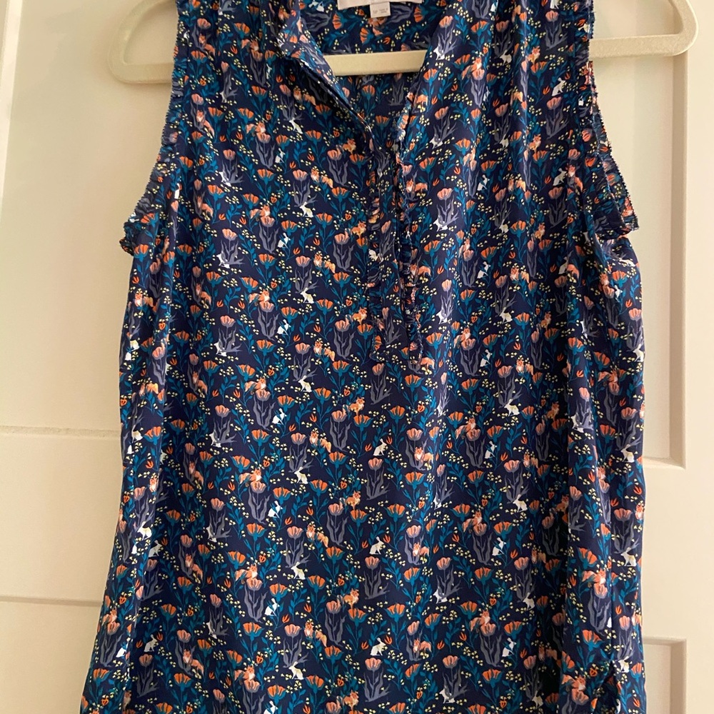 LOFT Petites Floral/ Bunny Blouse SP